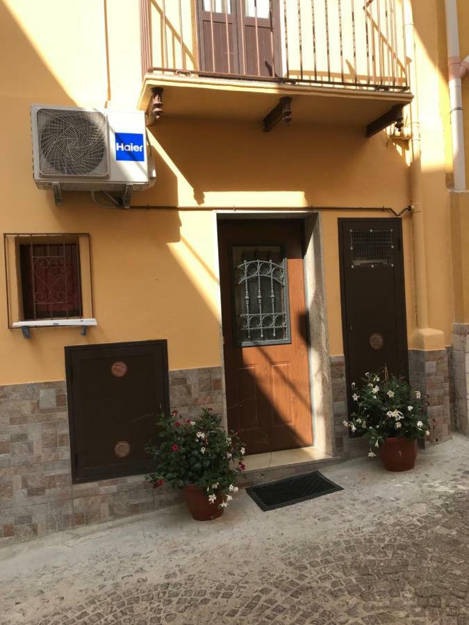Scilla Sole Hotell Eksteriør bilde